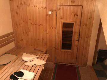 Фото номера Дом с 5 спальнями Дома для отпуска Comfortable Cottage with sauna г. Prigorod Kolozha 28
